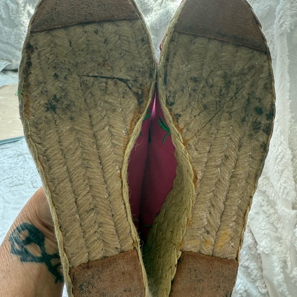 Lauren Ralph Lauren Pink Espadrille Flats with Green Embroidery size 9 - Picture 8 of 8